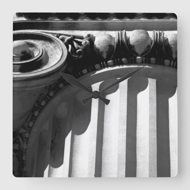 NYC-Architektur III Quadratische Wanduhr (Vorderseite)