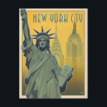 NYC - Lady Liberty - Gelb Postkarte<br><div class="desc">Anderson Design Group ist eine preisgekrönte Illustrations- und Designfirma in Nashville,  Tennessee. Der Gründer Joel Anderson leitet ein Team talentierter Künstler,  um originale Posterkunst zu kreieren,  die wie Vintage Werbedrucke aus den 1920er bis 1960er Jahren aussieht.</div>