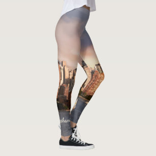 NYC Lower Manhattan Skyline mit Personalisiertem N Leggings