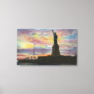 NYC, neue YorkSunrise Ansicht des Freiheitsstatuen Leinwanddruck