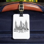 NYC Skyline Illustration with Statue of Liberty Gepäckanhänger<br><div class="desc">”New York City Skyline Line Art – NYC Landmarks Illustration, Statue of Liberty, Empire State Building, Minimalist Travel Design“ Celebrate the timeless beauty of New York City with this clean and modern skyline line art design. Featuring iconic landmarks including the Statue of Liberty, Empire State Building, Chrysler Building, and One...</div>