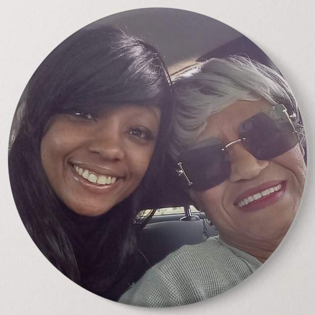 Nycia&Billie Button (Vorderseite)