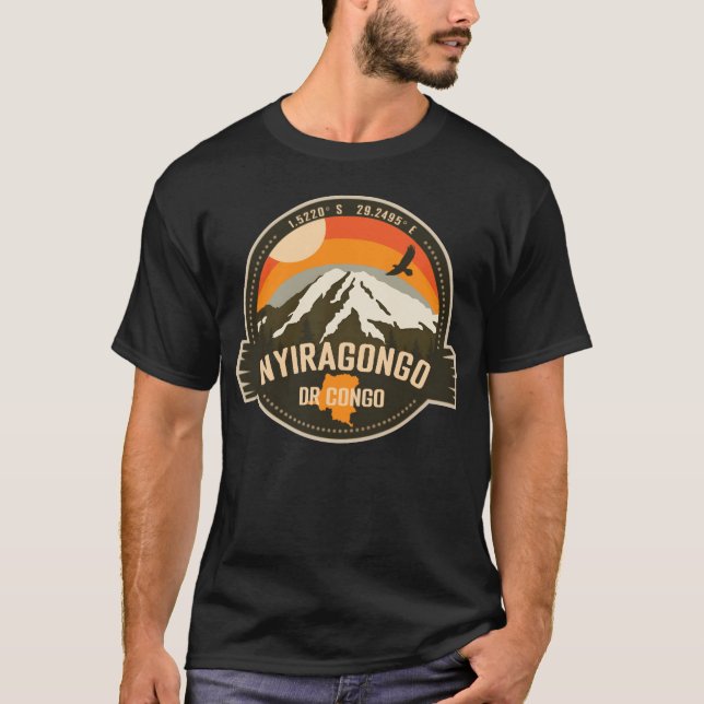 Nyiragongo DR Congo Retro Hiking Camping Souvenir  T-Shirt (Vorderseite)