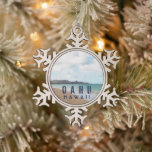 Oahu Hawaii Tropical Beach Schneeflocken Zinn-Ornament<br><div class="desc">Genießen Sie dieses schöne digitale Foto mit Ölfarbe eines abgelegenen ruhigen Strandes in Oahu,  Hawaii. 🌊 🌊 🌊 → © HawaiiSands Designs 📷 Tag #ShopHawaiiSands online Werbebotschaft direkt für jede Anpassung an dieses Design!</div>