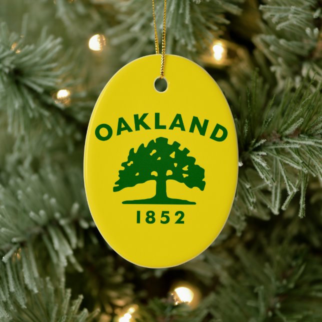 Oakland-Flagge, Kalifornien Keramik Ornament (Baum)