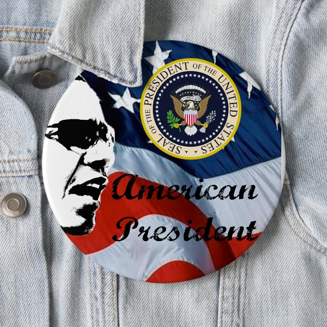 Obama gibt 2 button (Beispiel)