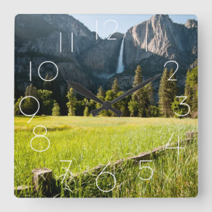 Oberes Yosemite Falls Quadratische Wanduhr
