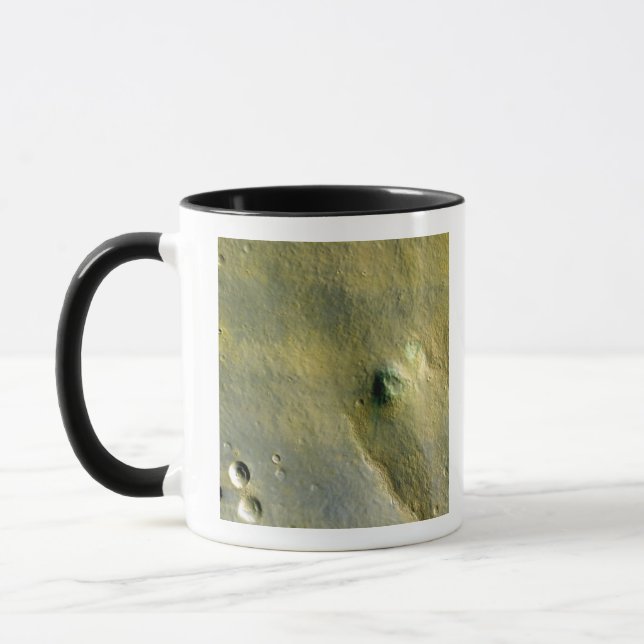 Oberfläche der Mars Tasse (Links)