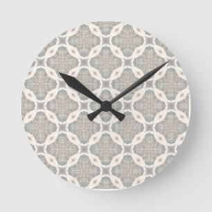 Oberflächenmuster - beige Kettenglieder als Runde Wanduhr