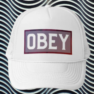 OBEY Typography Trucker Hut – Bold Streetwear Truckerkappe
