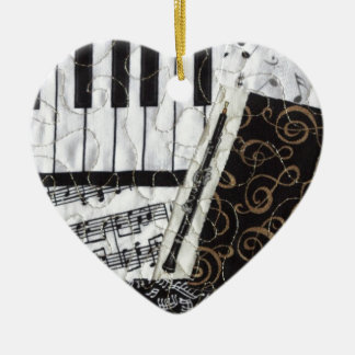 Oboe Holzblasinstrument-Musikinstrument Keramikornament