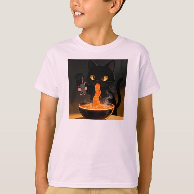 Obsidian Cat & Daring Mouse – Midnight Ramen Feast T-Shirt (Vorderseite)