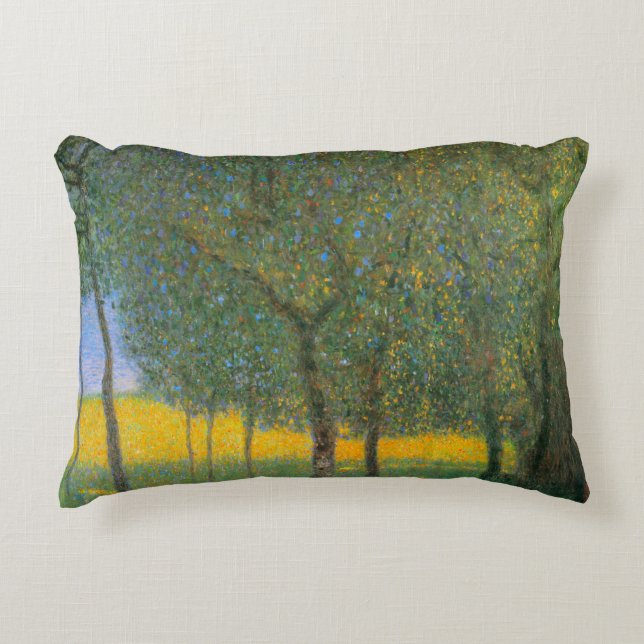 Obstbäume von Gustav Klimt, Vintager Jugendstil Dekokissen (Vorderseite)