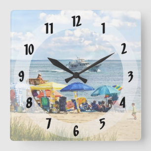 Ocean Grove NJ - Vorbeifahrende Yacht Quadratische Wanduhr