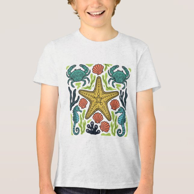 Ocean Life Symphony – Starfish, Seahorses & Crabs Tri-Blend Shirt (Vorderseite)