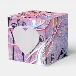 Ode to Liebe Gefallen Box von Adiela Akoo Geschenkschachtel