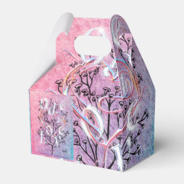 Ode to Liebe Gefallen Box von Adiela Akoo Geschenkschachtel