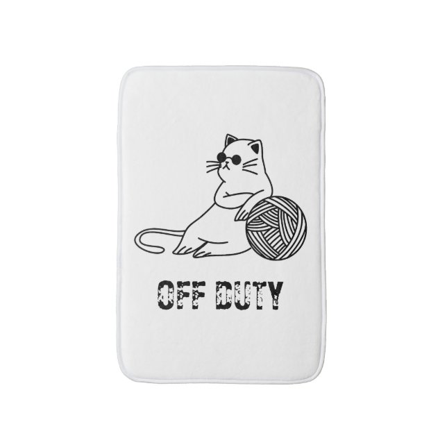 Off Duty Lazy Cat - Niedliche und lustig gelangwei Badematte (Vorderseite Vertikal)