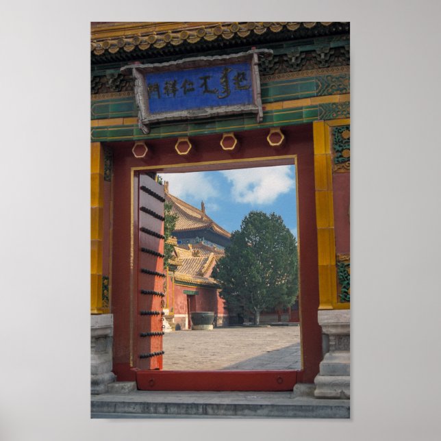 Offene Tür in der verbotenen Stadt - Peking, China Poster (Vorne)