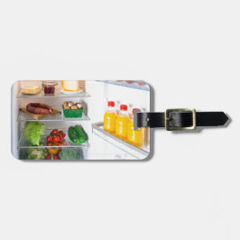 Offener Kühlschrank mit Essen Gepäckanhänger