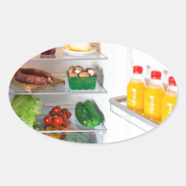 Offener Kühlschrank mit Essen Ovaler Aufkleber