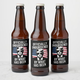 Offiziell entlastet von dem, was Trump gewesen ist Bierflaschenetikett