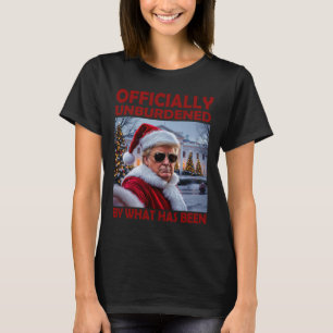Offiziell unbelastet durch das, was Trump Victo wa T-Shirt
