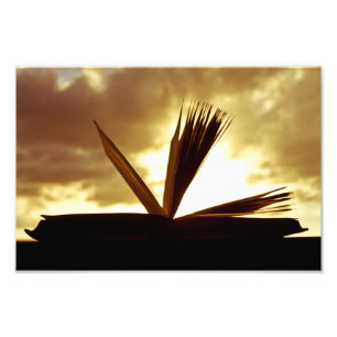 Öffnen Sie Buch und Sonnenuntergang-Fotografie Fotodruck