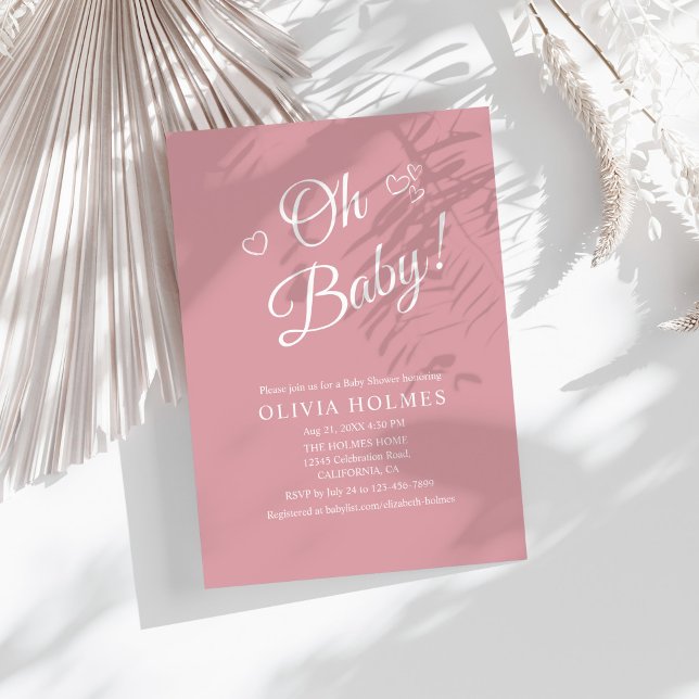 "Oh Baby" Dusty Pink Moderne Minimalistische Babyd Einladung ("Oh Baby" Dusty Pink Modern Minimalist Baby Shower Invitation on a sunny white boho table.
)