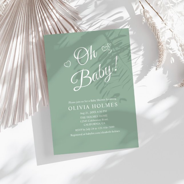 "Oh Baby" Sage Green Moderne Minimalistische Babyd Einladung ("Oh Baby" Sage Green Modern Minimalist Baby Shower Invitation on a sunny boho white table.)