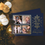 Oh, komm Lass uns Adore Ihm 4 Foto Weihnachten Folien Feiertagskarte<br><div class="desc">Schöne und schlicht elegante "Oh Come Lass Us Adore Him" vier Fotos Familie grüßen mit echter Folientext und Akzenten. Personalisieren Sie einfach Ihre Fotos, eine einzigartige Nachricht oder verwenden Sie die "Wünschen Sie Ihnen ein gesegnetes Weihnachten", die wir zur Verfügung gestellt, fügen Sie Ihren Familiennamen und das Jahr. Design by...</div>