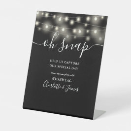 Oh Snap Wedding String leuchtet schwarz und weiß Sockelschild
