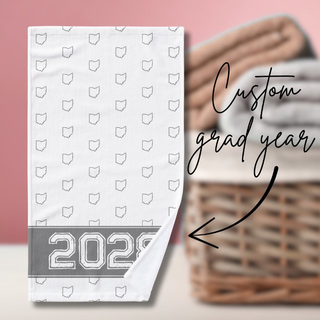 Ohio Buckeye Gray and White Handtuch (This grey and white Ohio hand towel is perfect for graduates. Customize with their graduation year!)