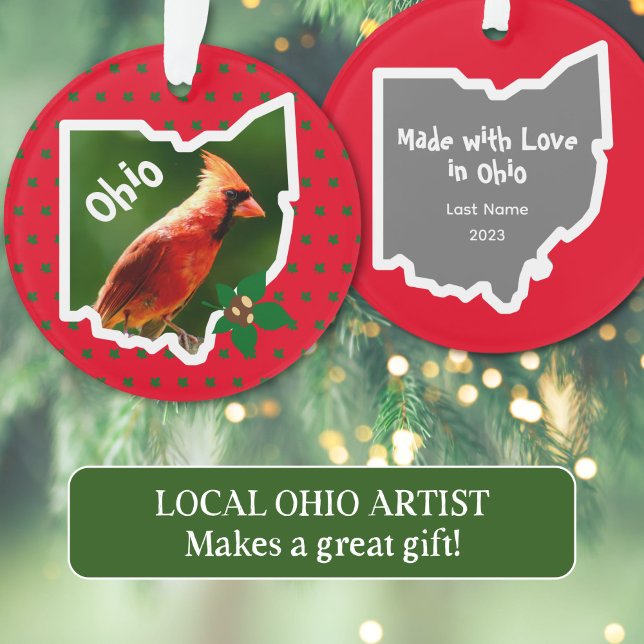 Ohio Pride Weihnachts-Kardinal und Buckeye Ornamen Ornament (Cardinal in the shape of Ohio and the phrase "Made with Love in Ohio" ornament makes a lovely gift.)