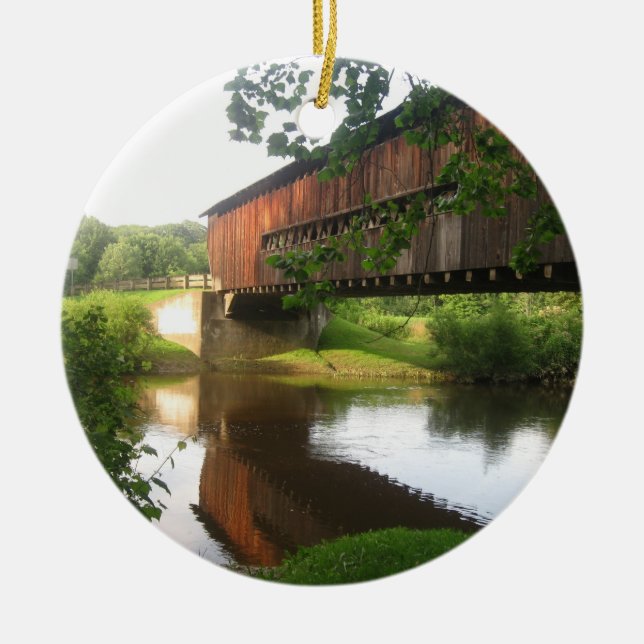 Ohio-überdachte Brücke und -strom Keramik Ornament (Vorne)