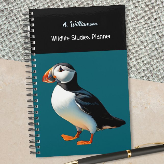 Oiseau de Puffin Atlantique Faune Océan bleu Perso (A stylish spiral-bound planner with picture of an Atlantic puffin, and customizable name and title)