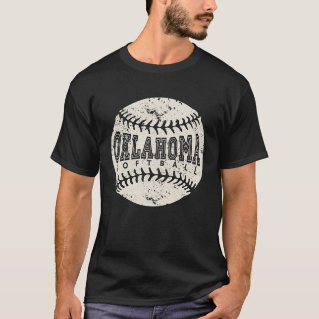 Oklahoma Softball Ball T-Shirt (Vorderseite)