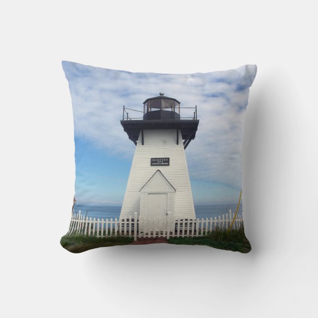 Olcott Lighthouse Quadratkissen Kissen (Vorderseite)