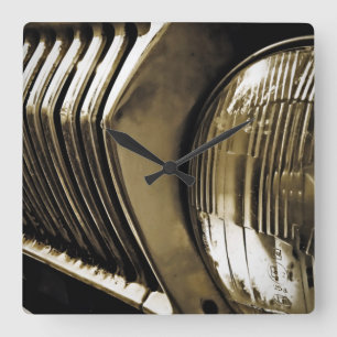 Old Classic Car Headlight Quadratische Wanduhr