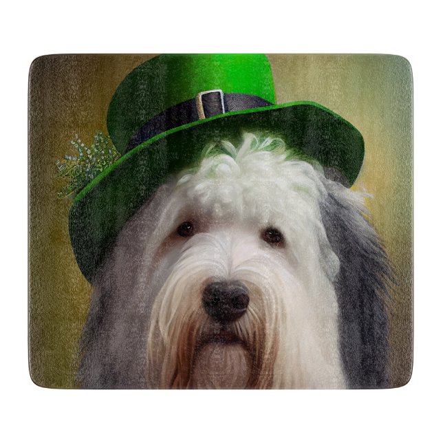 Old English Sheepdog in St. Patrick's Day Dress Schneidebrett (Vorderseite)