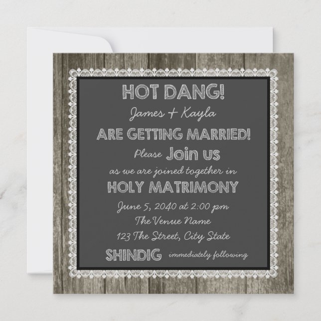 Old Fashioned Barn Wood Chalkboard Country Wedding Einladung (Vorderseite)
