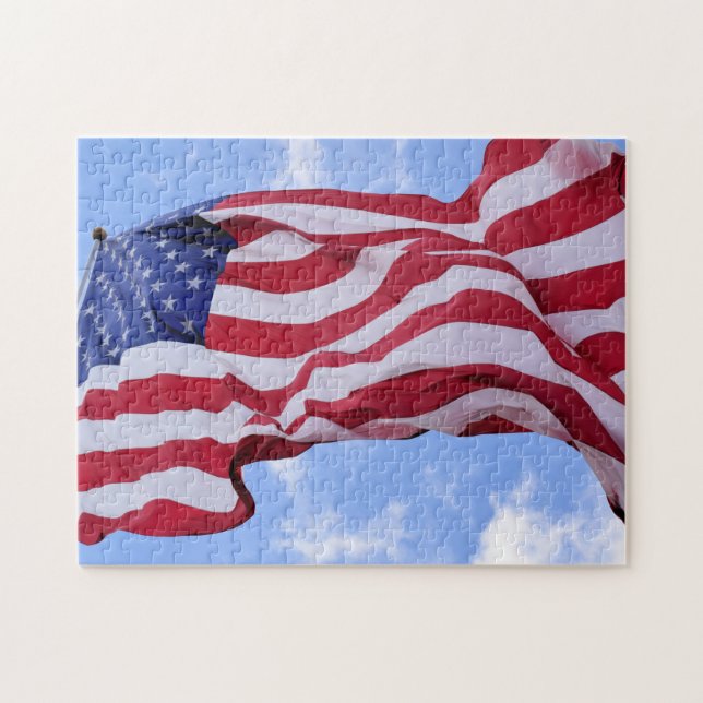Old Glory in the Breeze - 11x14 - 252 Stk. (Horizontal)