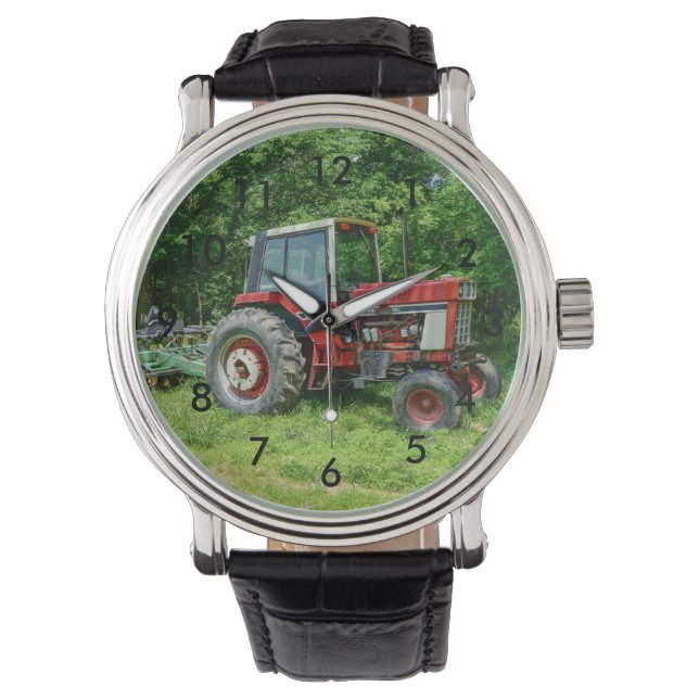 Old International Traktor Armbanduhr (Vorderseite)