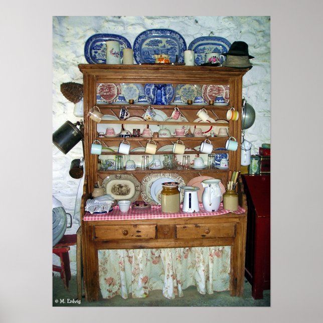 Old Irish Dresser Poster oder Print (Vorne)