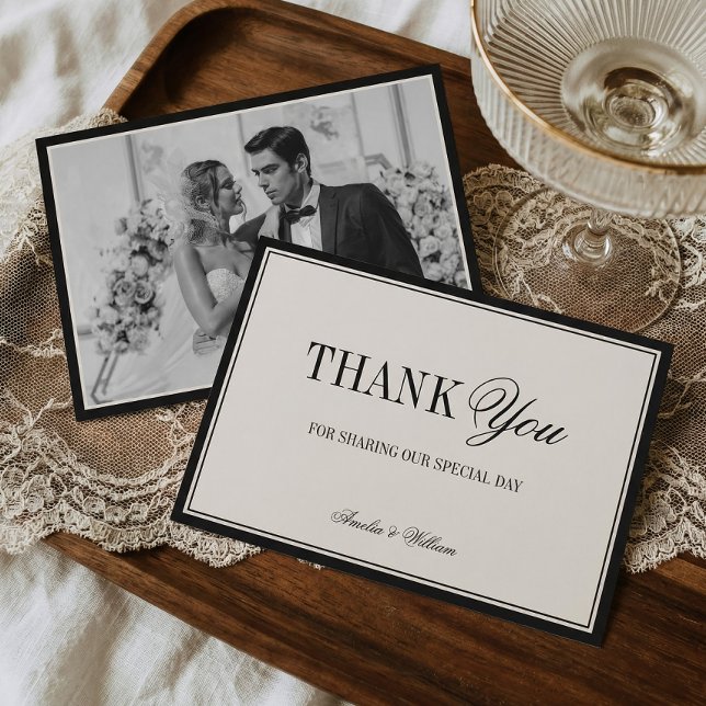 Old Money Timeless Black Cream Wedding Photo Dankeskarte (Von Creator hochgeladen)