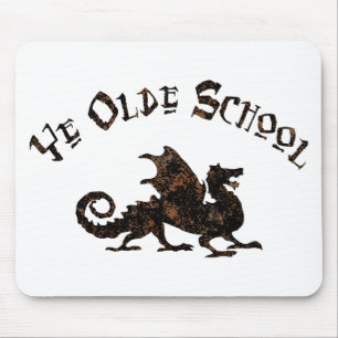 Old School - Mittelalterlicher Drache König Artus  Mousepad