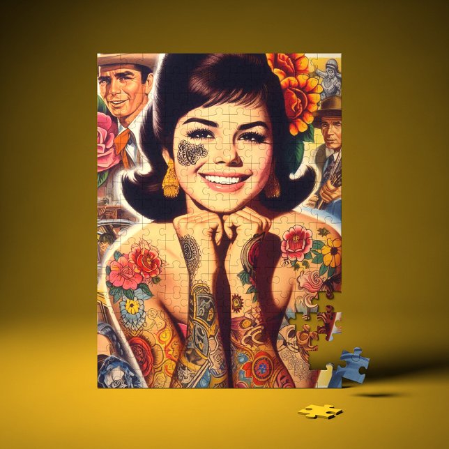 Old School Tattooed Girl (Von Creator hochgeladen)