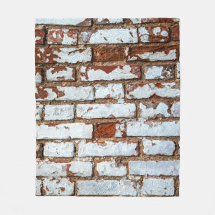 Old vintage brick wall with sprinkled white plaste fleecedecke