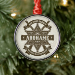 Old West Sheriff Stellvertretende Rifles Abzeichen Ornament Aus Metall<br><div class="desc">Personalisiert ADD NAME Old West Sheriff Stellvertretendes Abzeichen und Flöten Design - Mit Ihrem Namen oder benutzerdefinierten Text anpassen! *Erweiterte Lizenz PO 8/21/23*</div>