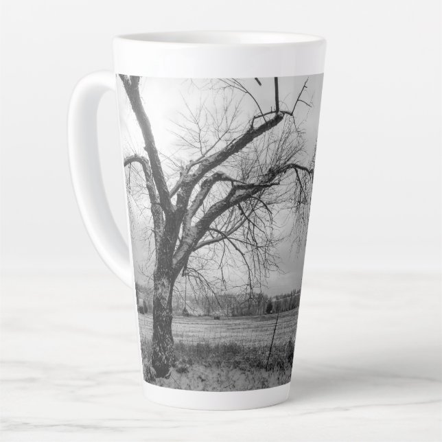 Old Winter Tree Latte Tasse (Linke Ecke)